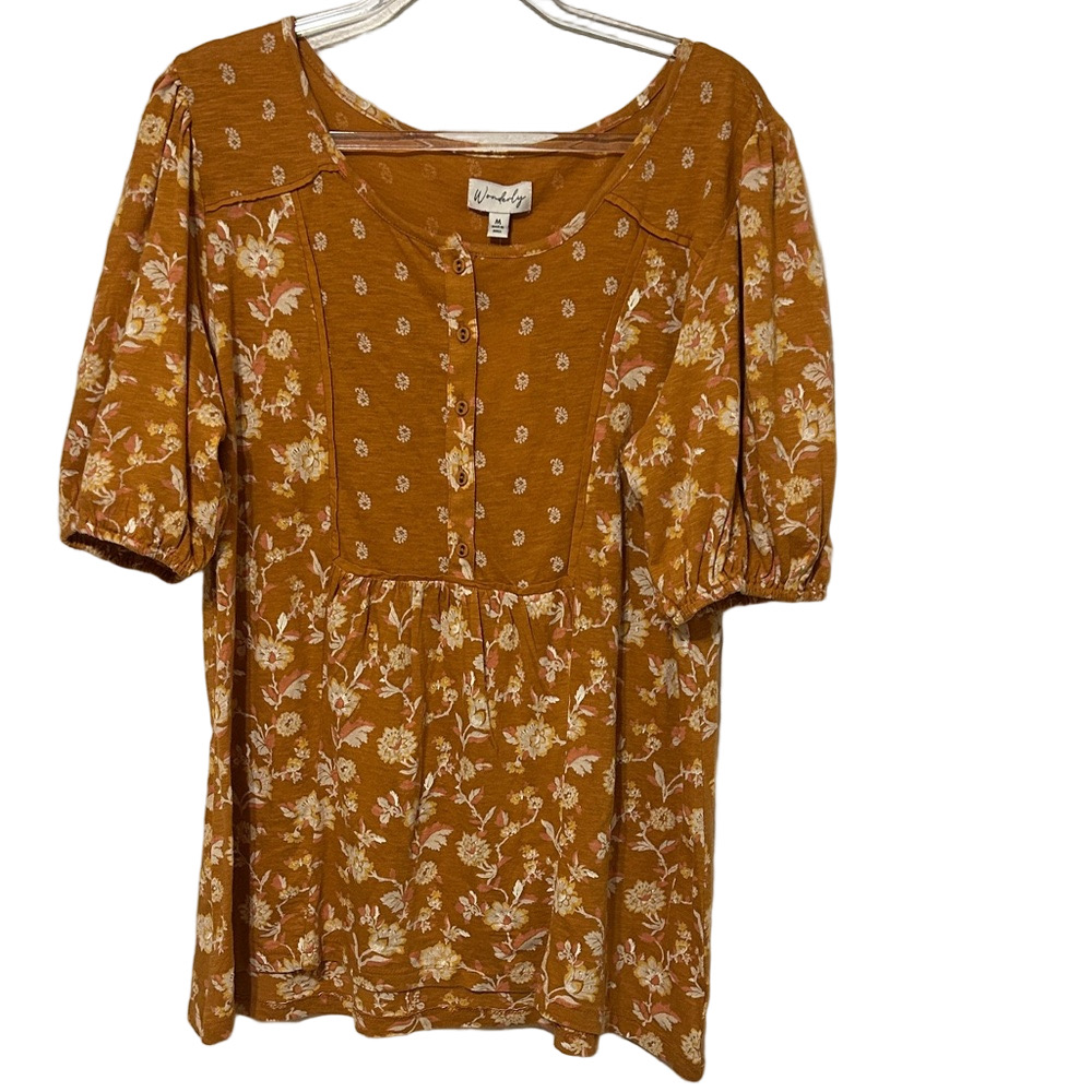 πWonderly Orange/Mustard Floral Blouse size M NWT..